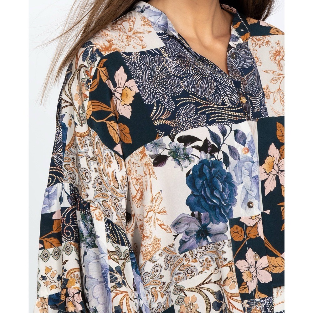 Johnny Was 100% Silk Floral Paisley Patchwork Bell Sleeve Blouse Top Navy L - Picture 3 of 7